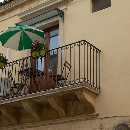 Noto Bedda Bed&Breakfast Eksteriør bilde