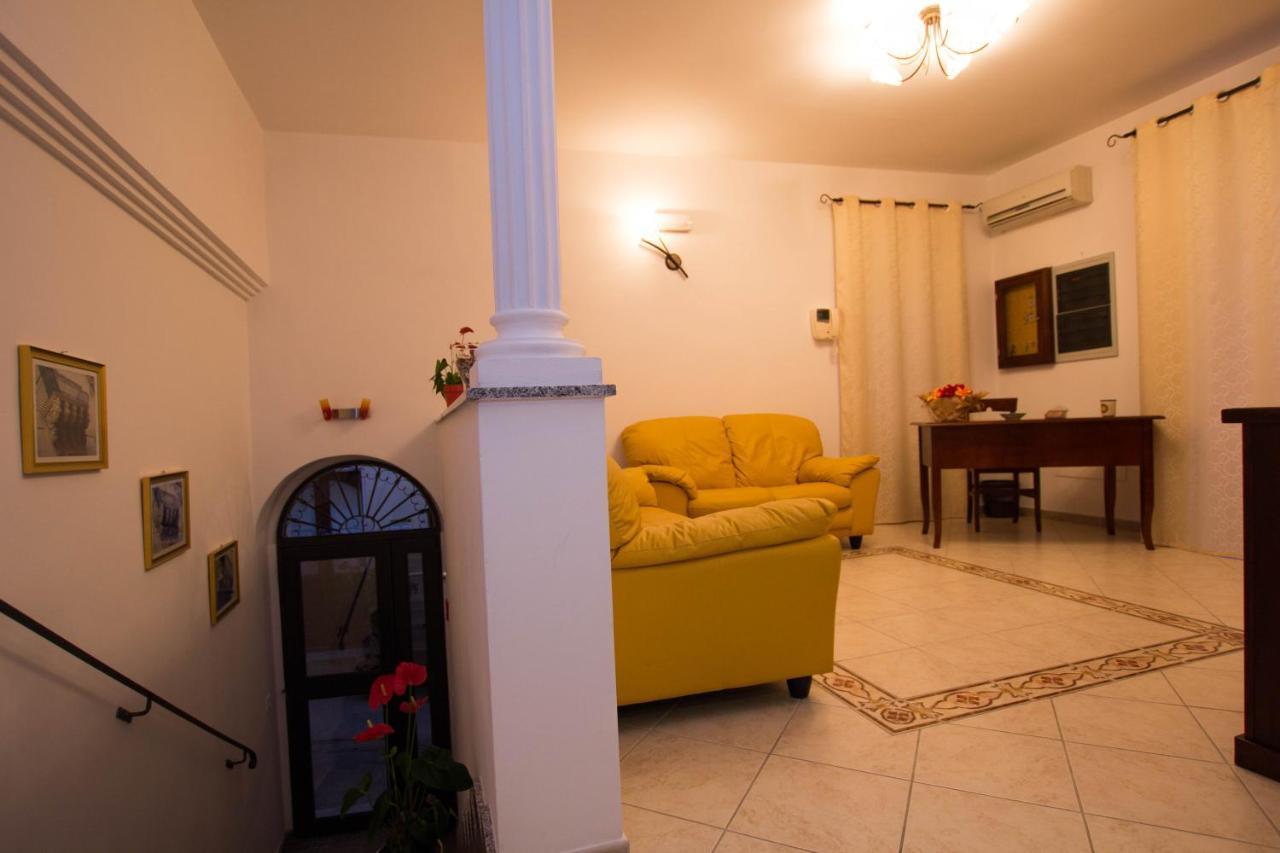 Noto Bedda Bed&Breakfast Eksteriør bilde